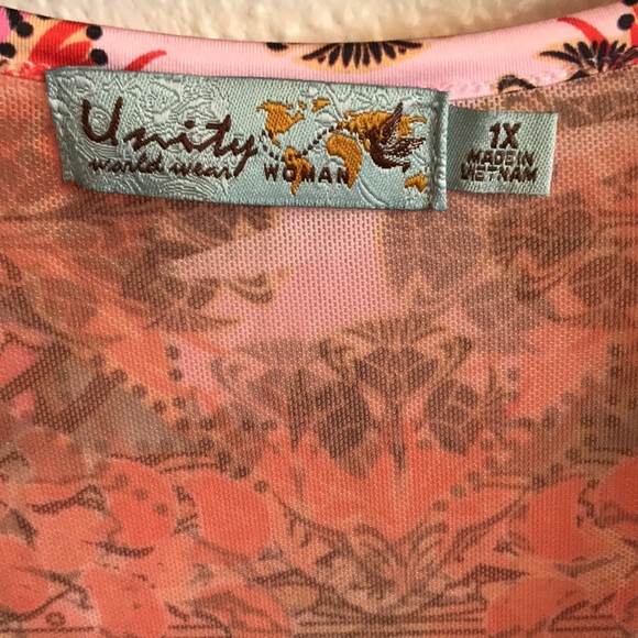 55) NWOT Blouse/tunic. Pretty multicolored print! - Picture 2 of 12